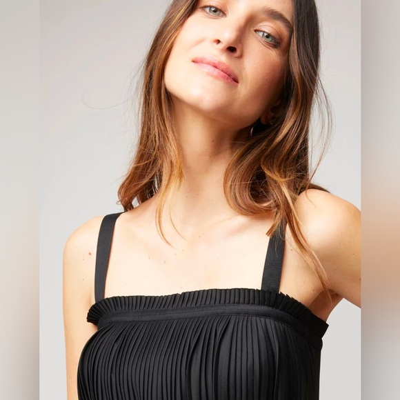 WHBM Pleated Poplin Bustier - Picture 3 of 11